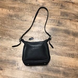 Vintage Classic Coach Black Leather Crossbody Bag